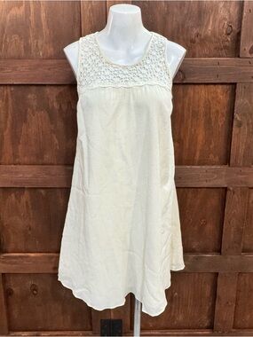 Altar'd State Cream Crochet Floral Overlay Top